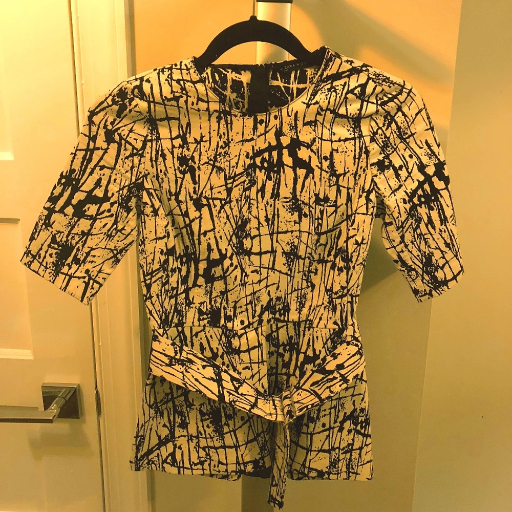 Zara Fitted Black and White Top with Belt